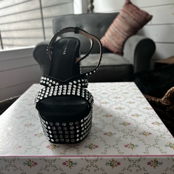 Hillhouse Home , party platforms!! Sold out in tons of sizes 38!! - Picture 4 of 6